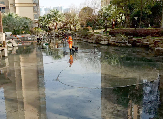 石阡景观池淤泥清理